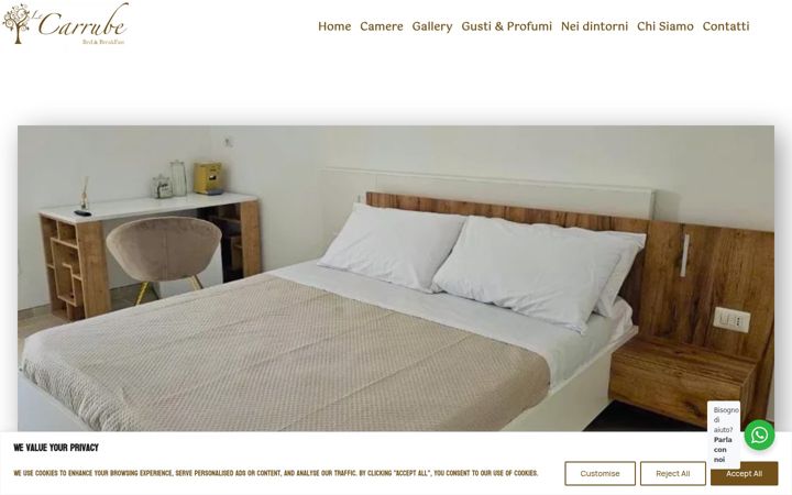 Screenshot of lecarruberooms.com