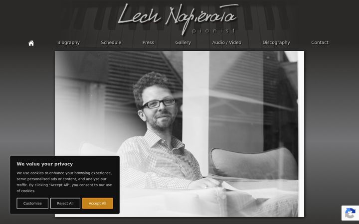 Screenshot of lechnapierala.com