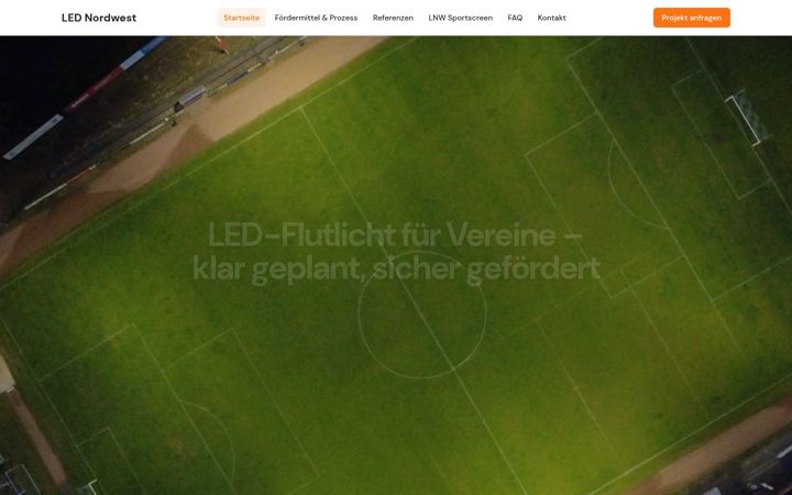 Screenshot of led-fussballplatz.de