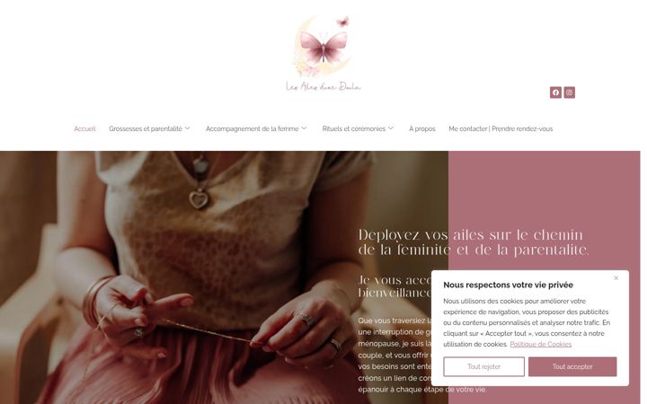 Screenshot of lesailesdunedoula.com