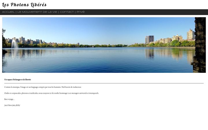 Screenshot of lespholi.com
