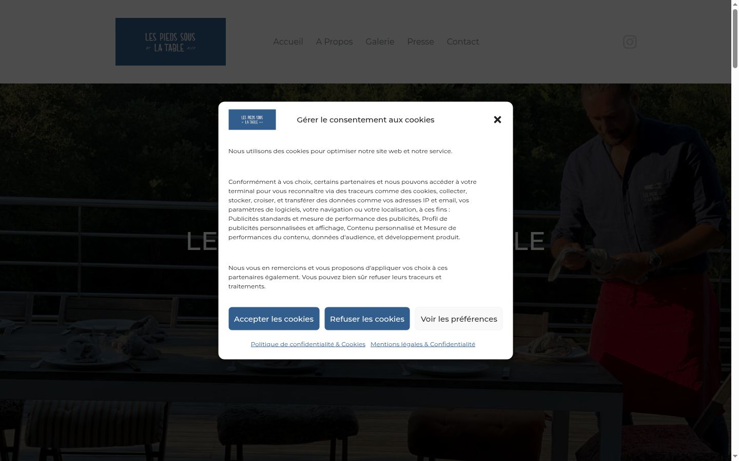 Screenshot del banner di consenso mostrato prima di qualsiasi interazione
