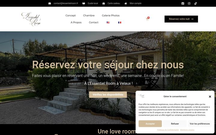 Screenshot of lessentielroom.fr