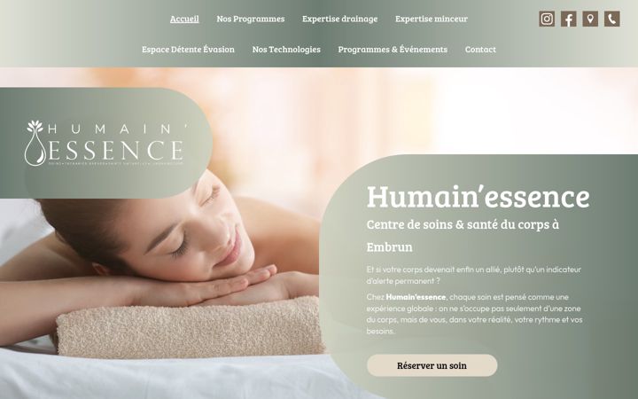 Screenshot of lessoinshumainessence.fr