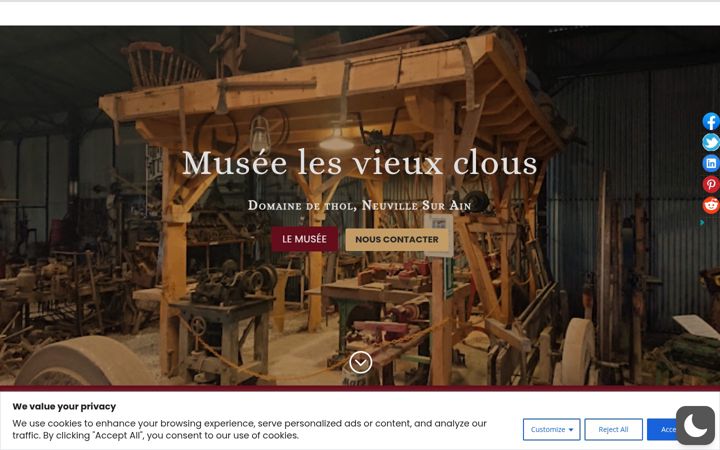 Screenshot of lesvieuxclous.com