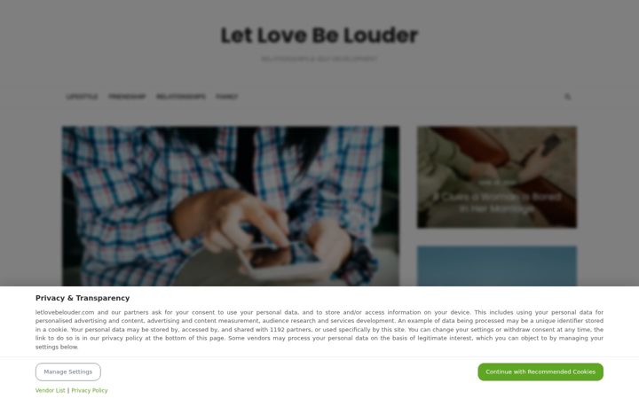 Screenshot of letlovebelouder.com