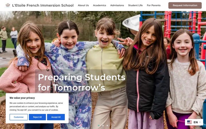 Screenshot of letoilefrenchschool.com