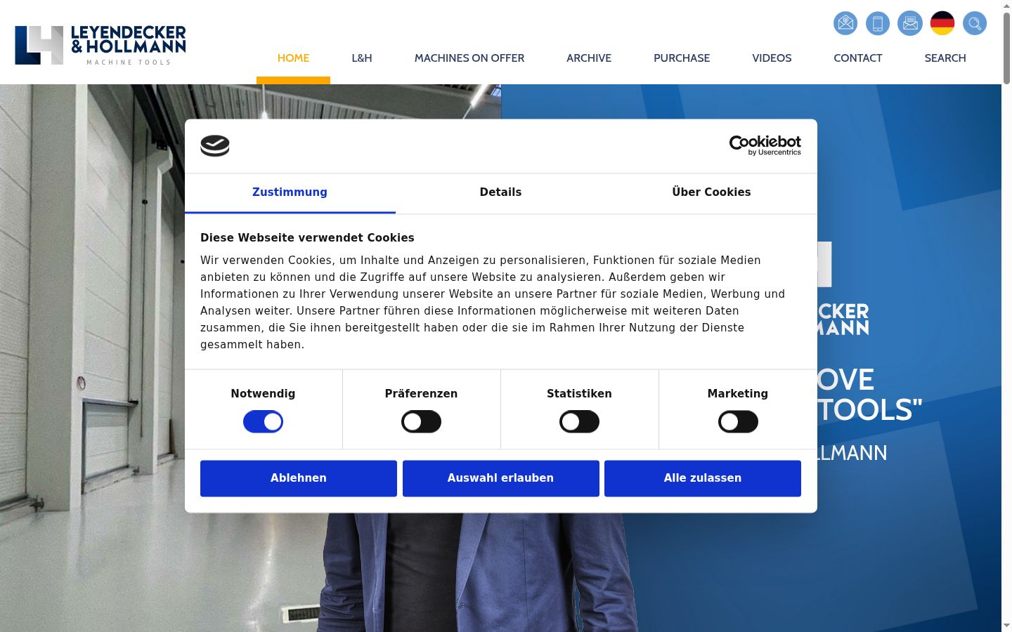 Screenshot of the consent banner shown before any interaction
