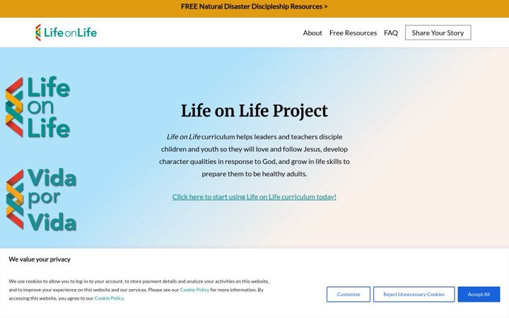 Screenshot of lifeonlifeproject.com