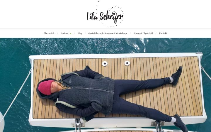 Screenshot of lilascheyer.com