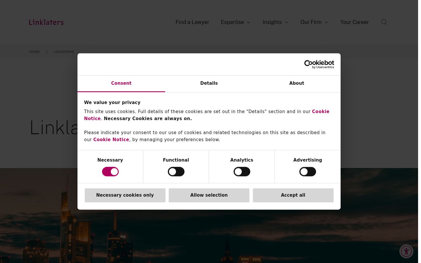 Screenshot of the consent banner shown before any interaction