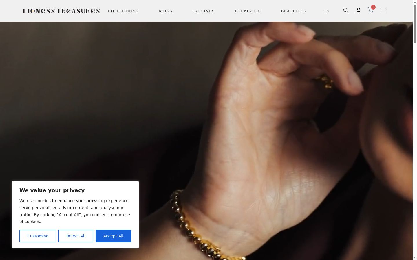 Screenshot of the consent banner shown before any interaction
