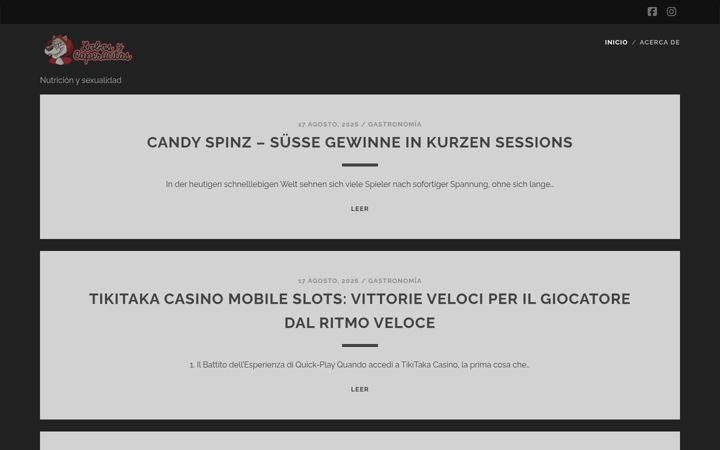 Screenshot of lobosycaperucitas.com