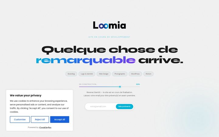 Screenshot of loomia.fr