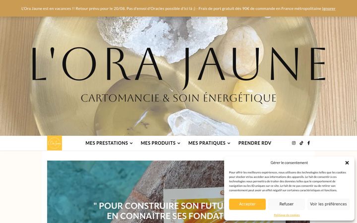 Screenshot of lorajaune.com
