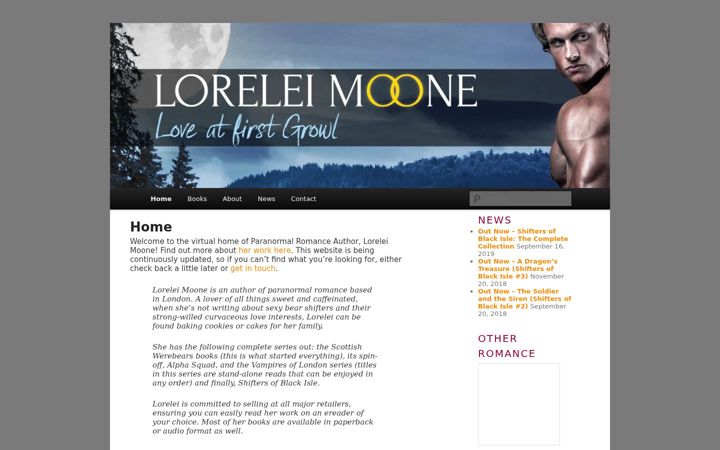 Screenshot of loreleimoone.com