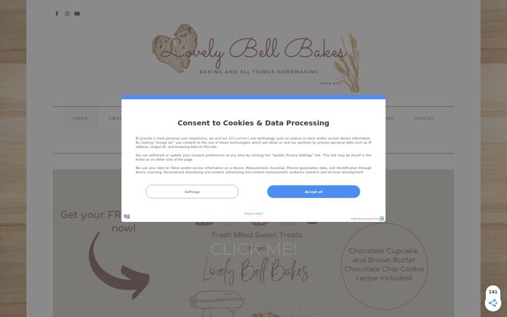 Screenshot of lovelybellbakes.com