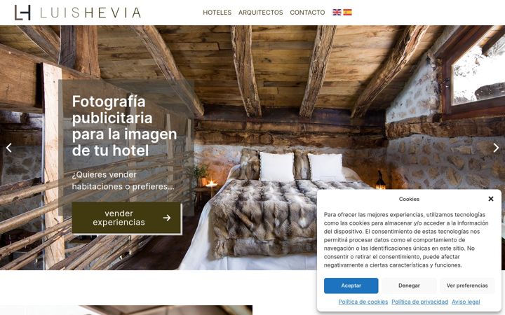 Screenshot of luishevia.com