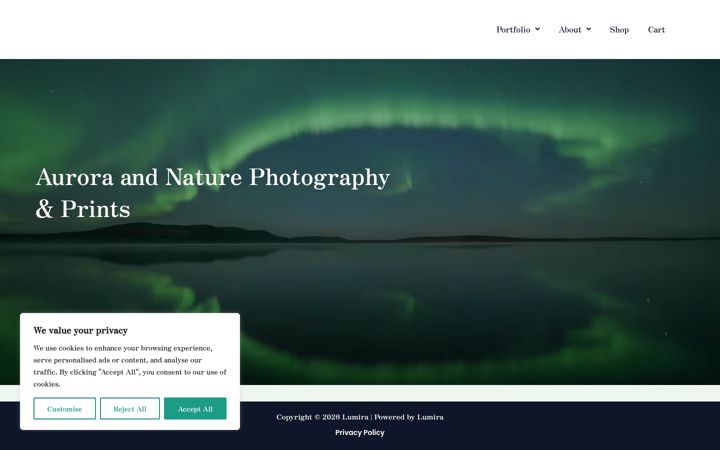 Screenshot of lumiravisuals.com