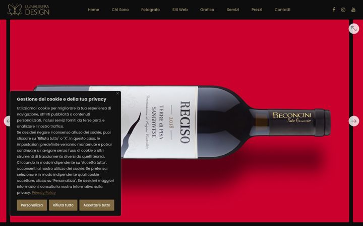 Screenshot of lunaliberadesign.com