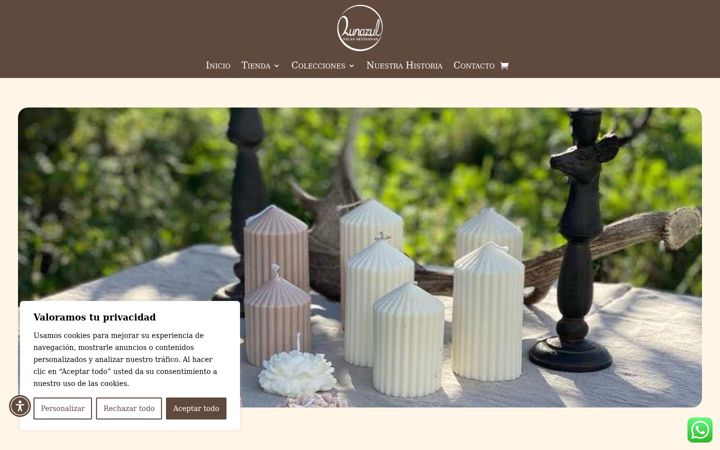 Screenshot of lunazulvelas.com