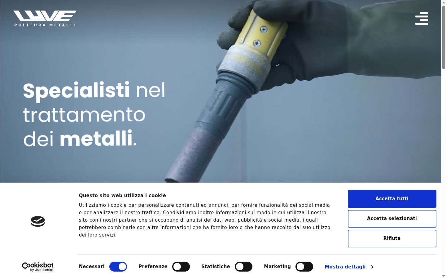 Posnetek zaslona pasice za privolitev, prikazane pred kakršno koli interakcijo