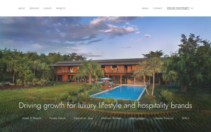 Screenshot of luxcrest.com