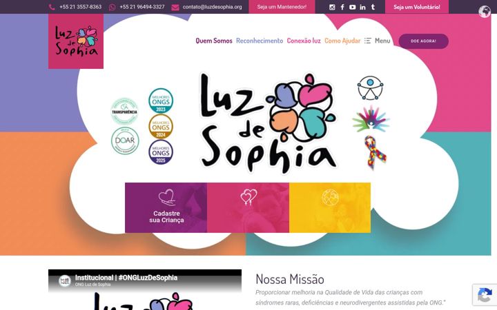Screenshot of luzdesophia.org
