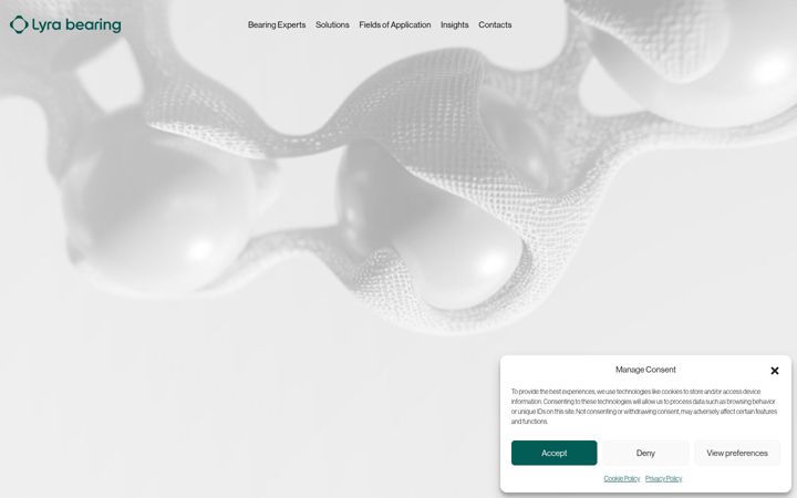 Screenshot of lyrabearing.com