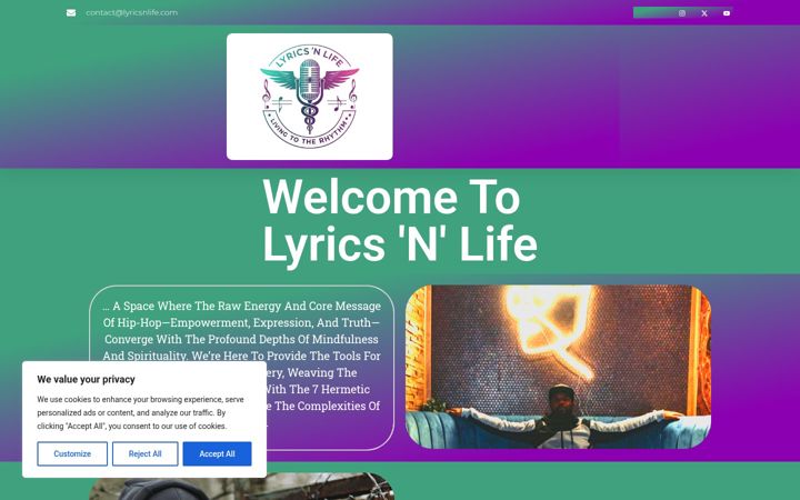 Screenshot of lyricsnlife.com