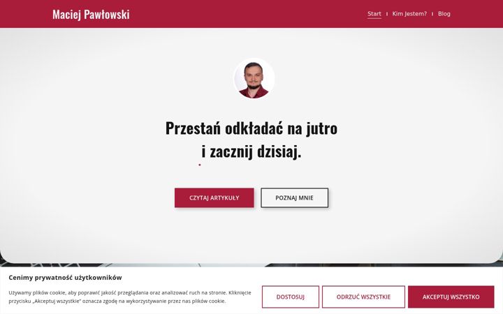 Screenshot of maciejpawlowski.com