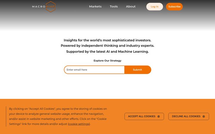 Screenshot of macrohive.com