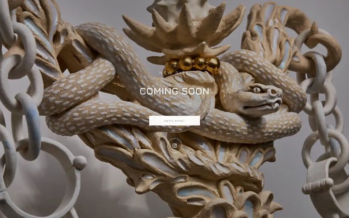 Screenshot of maggyioannou-art.com