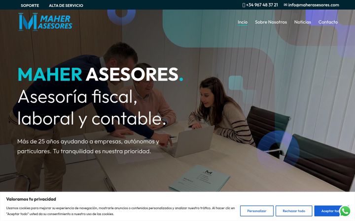 Screenshot of maherasesores.com