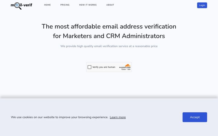 Screenshot of mail-verif.com