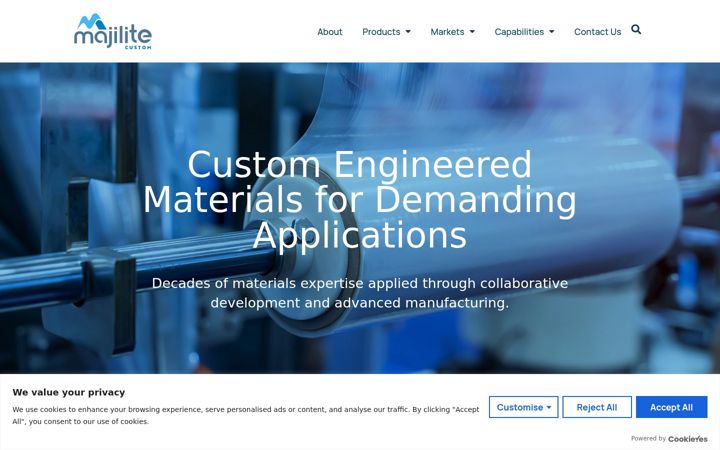 Screenshot of majilitecustom.com