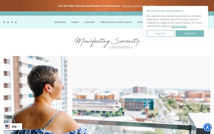 Screenshot of manifestingserenity.com