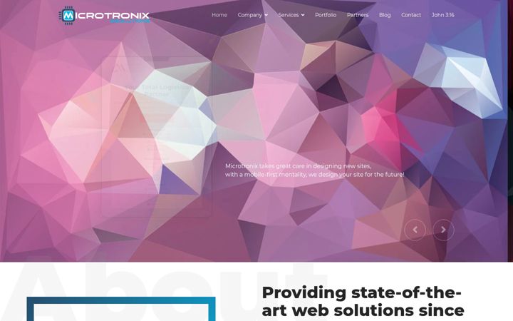Screenshot of manzwebdesigns.com