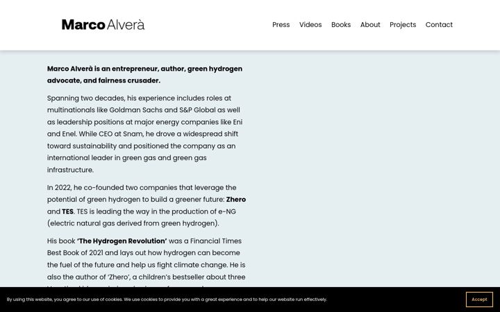 Screenshot of marcoalvera.com