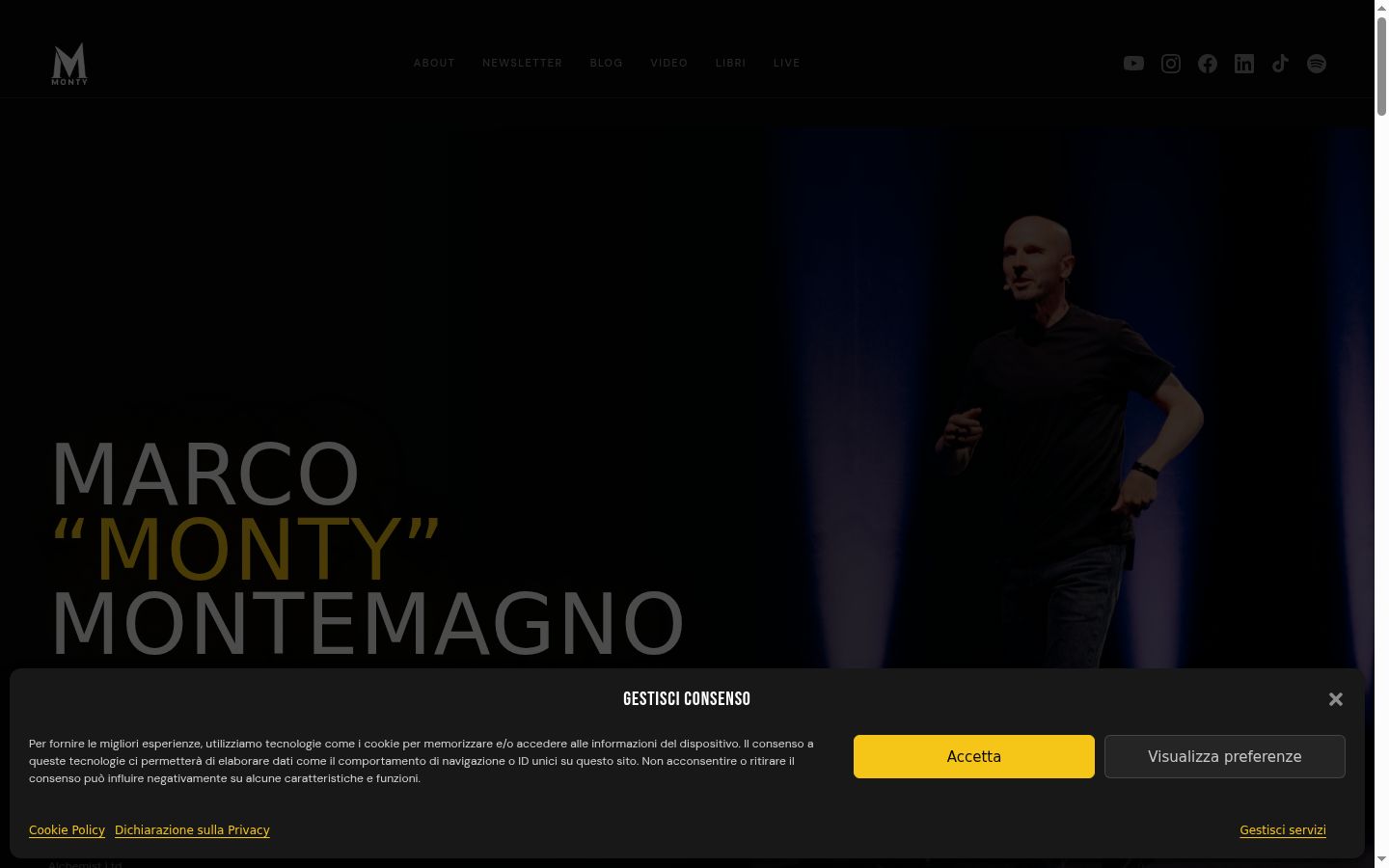 Screenshot del banner di consenso mostrato prima di qualsiasi interazione
