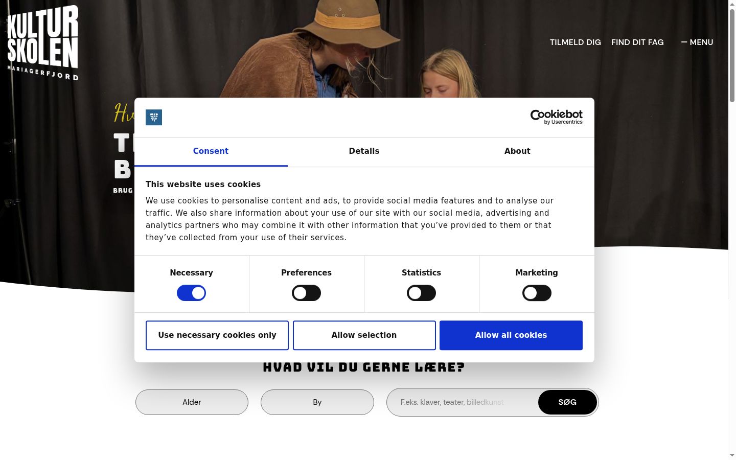Screenshot of the consent banner shown before any interaction