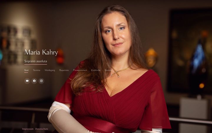 Screenshot of mariakahry.com