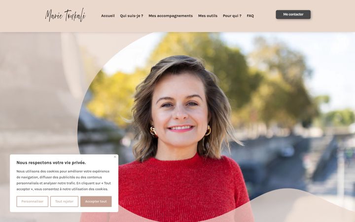 Screenshot of marietoukali.com