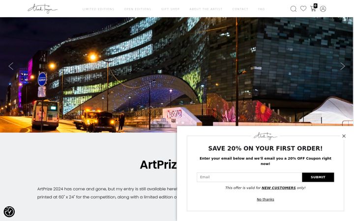 Screenshot of marktroyer.com