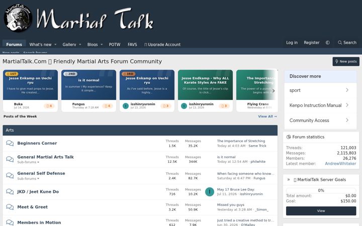 Screenshot of martialtalk.com