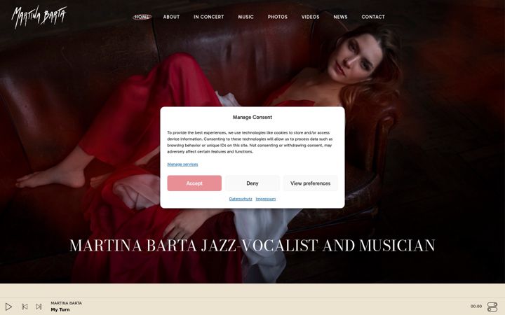 Screenshot of martinabarta.com