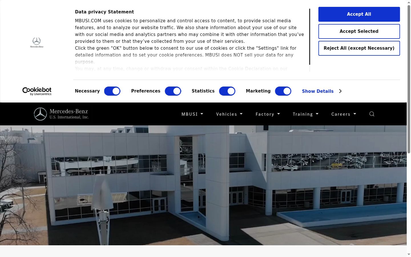 Screenshot of the consent banner shown before any interaction