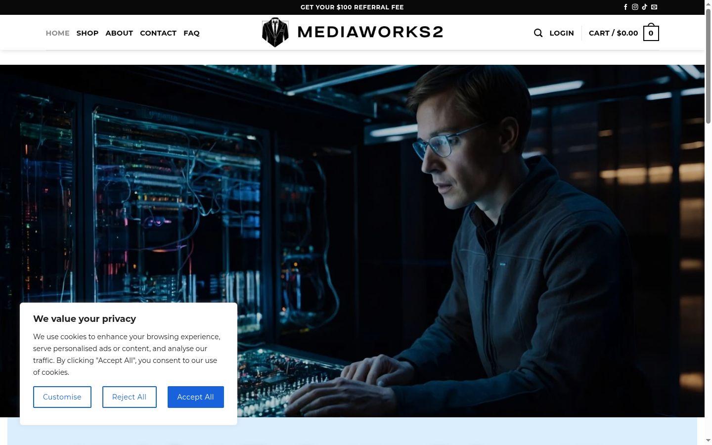 Screenshot of the consent banner shown before any interaction