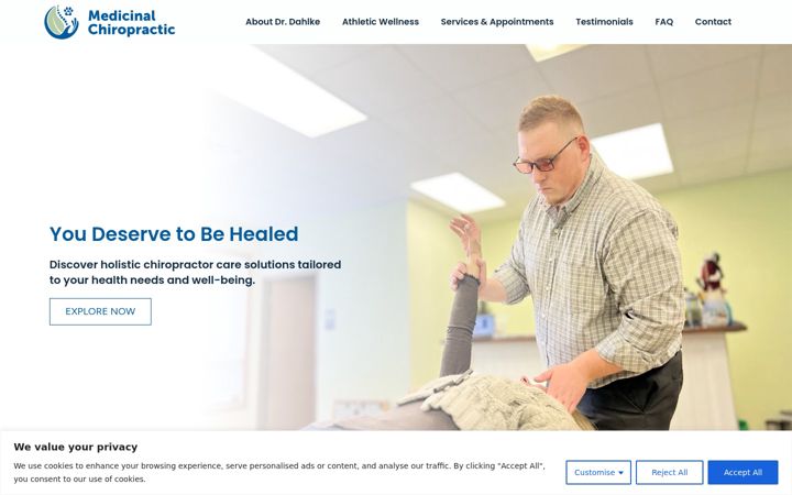 Screenshot of medicinalchiropractic.com
