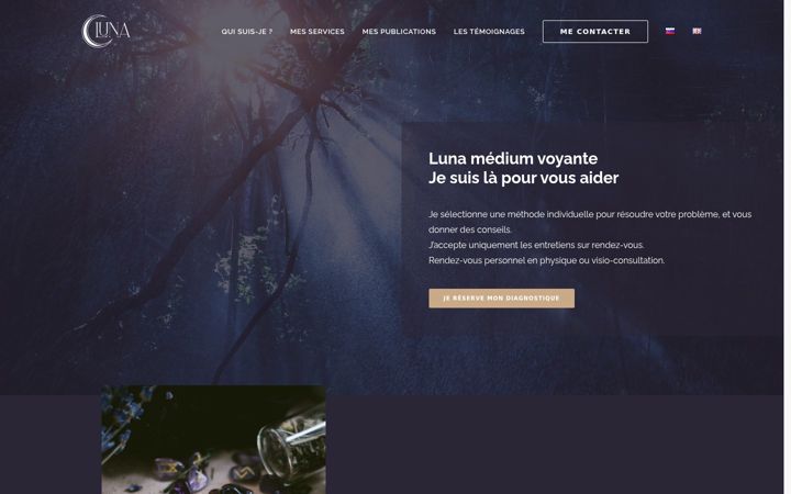 Screenshot of medium-luna.com